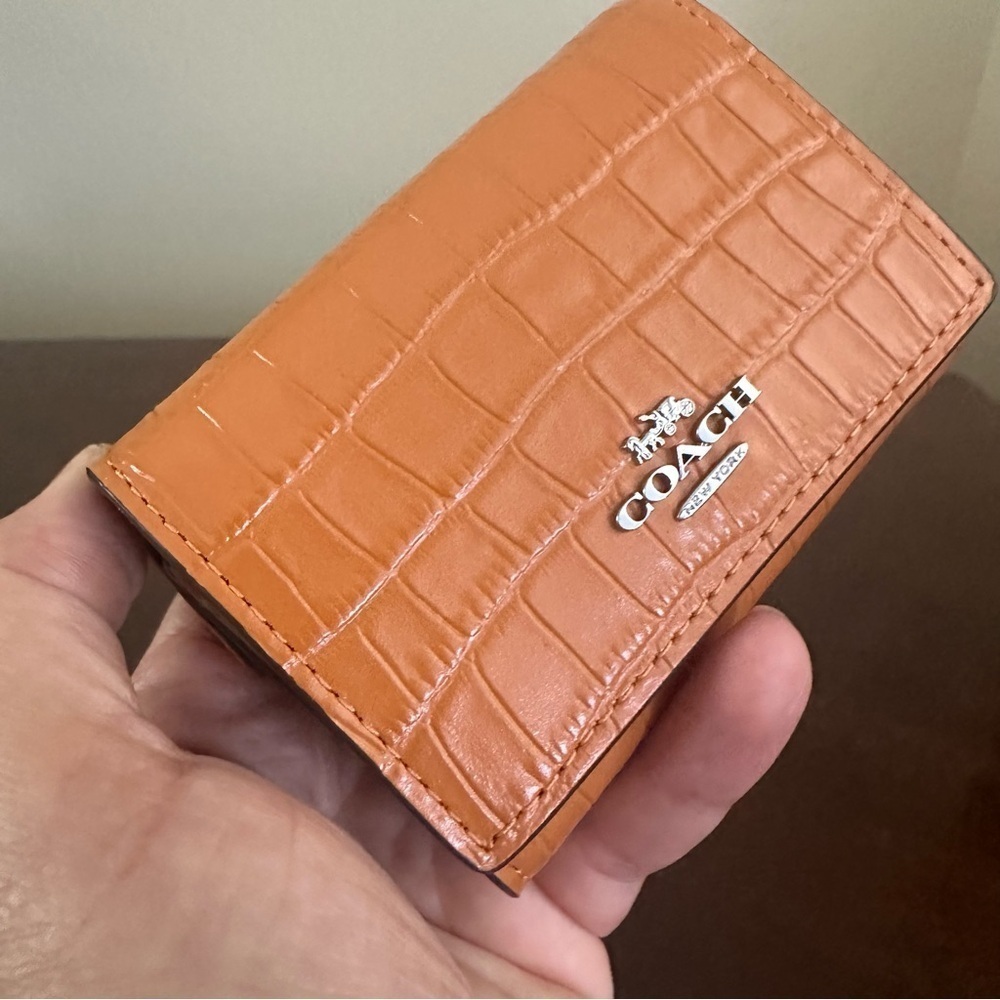 New Coach Micro Wallet - Picture 8 of 16